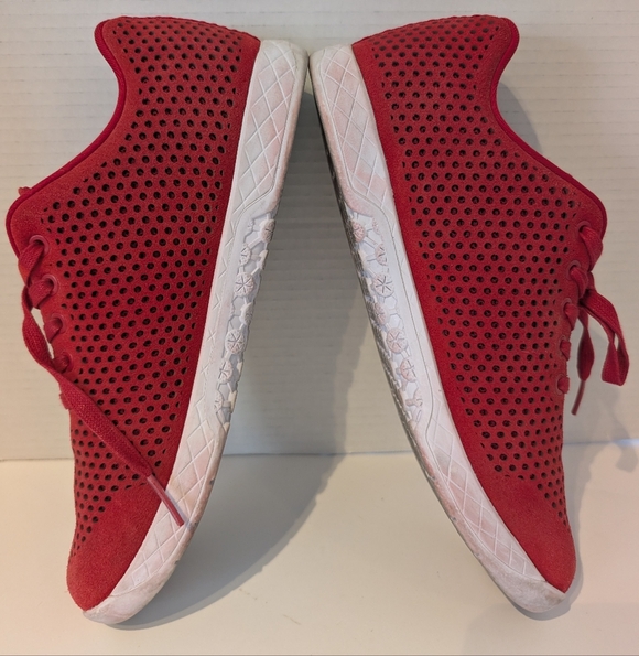 NOBULL Red Sneakers Mens 10.5 / Women\'s 12 M‎ Lace Up Perforated Suede Trainers main image 8